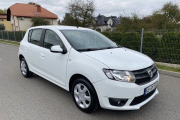 Dacia Sandero 1.2 16V 75 Essentiel